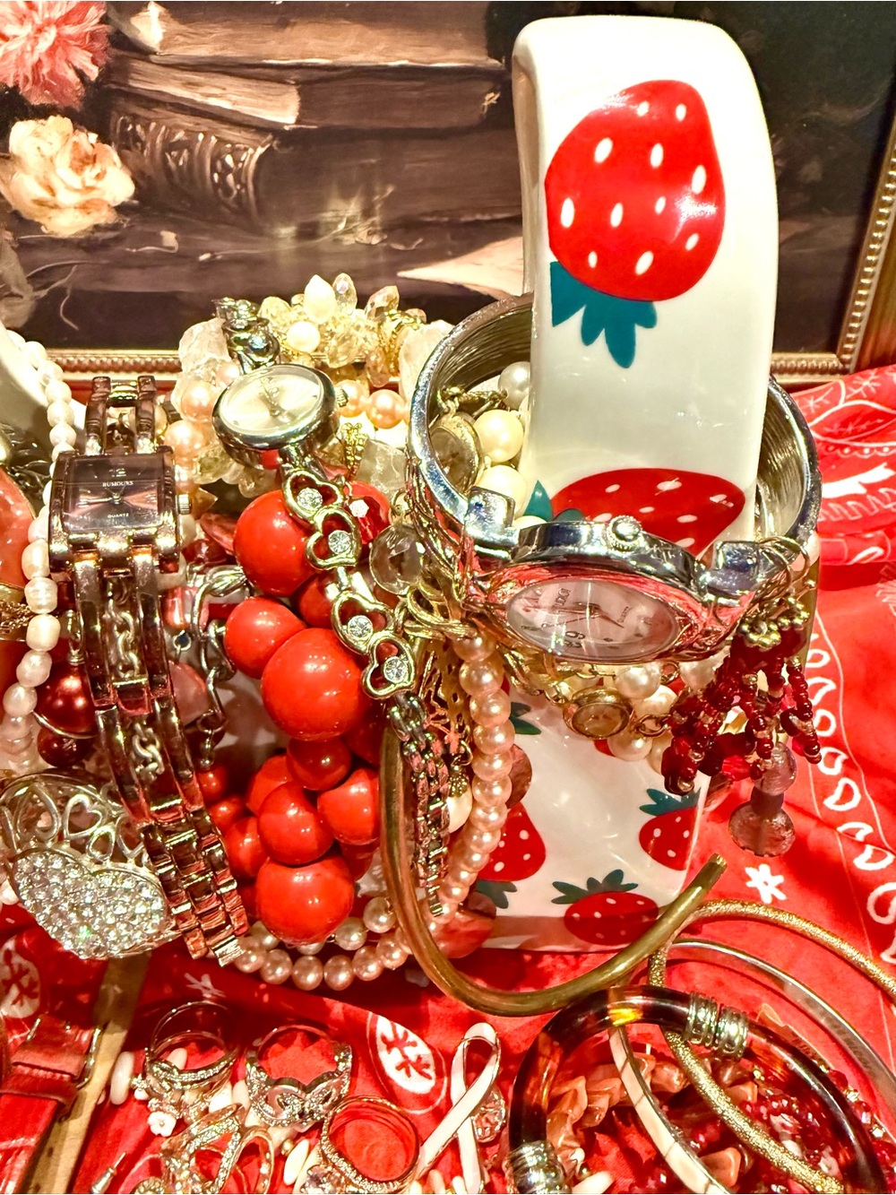 Straberry Dreams Jewelry Jar Purse Vase - Picture 4 of 6